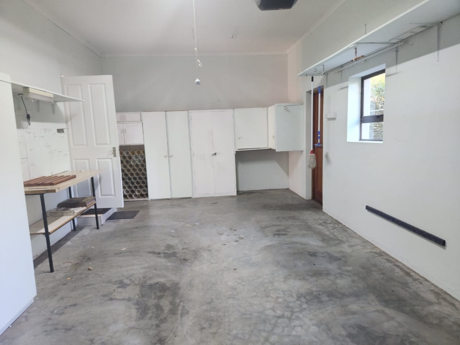 2 Bedroom Property for Sale in Stilbaai Wes Western Cape